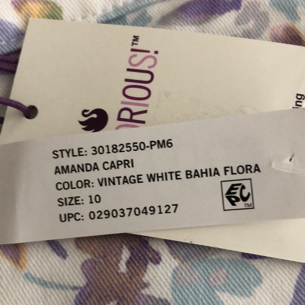 Gloria Vanderbilt Capris Jean AmandaVintage White Floral NWT - Picture 6 of 11